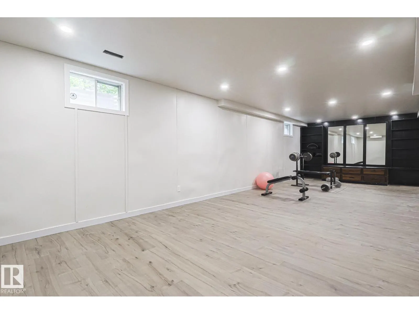 10614 25A AV NW