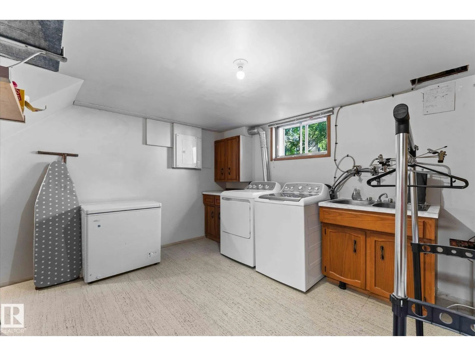 11640 136 ST NW
