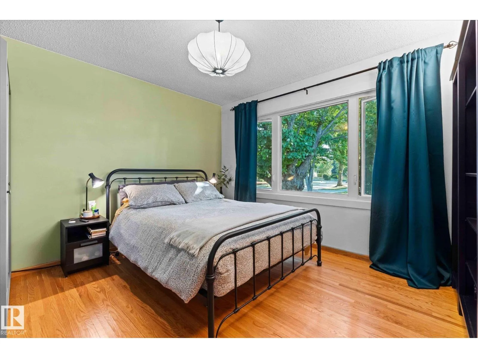 11640 136 ST NW