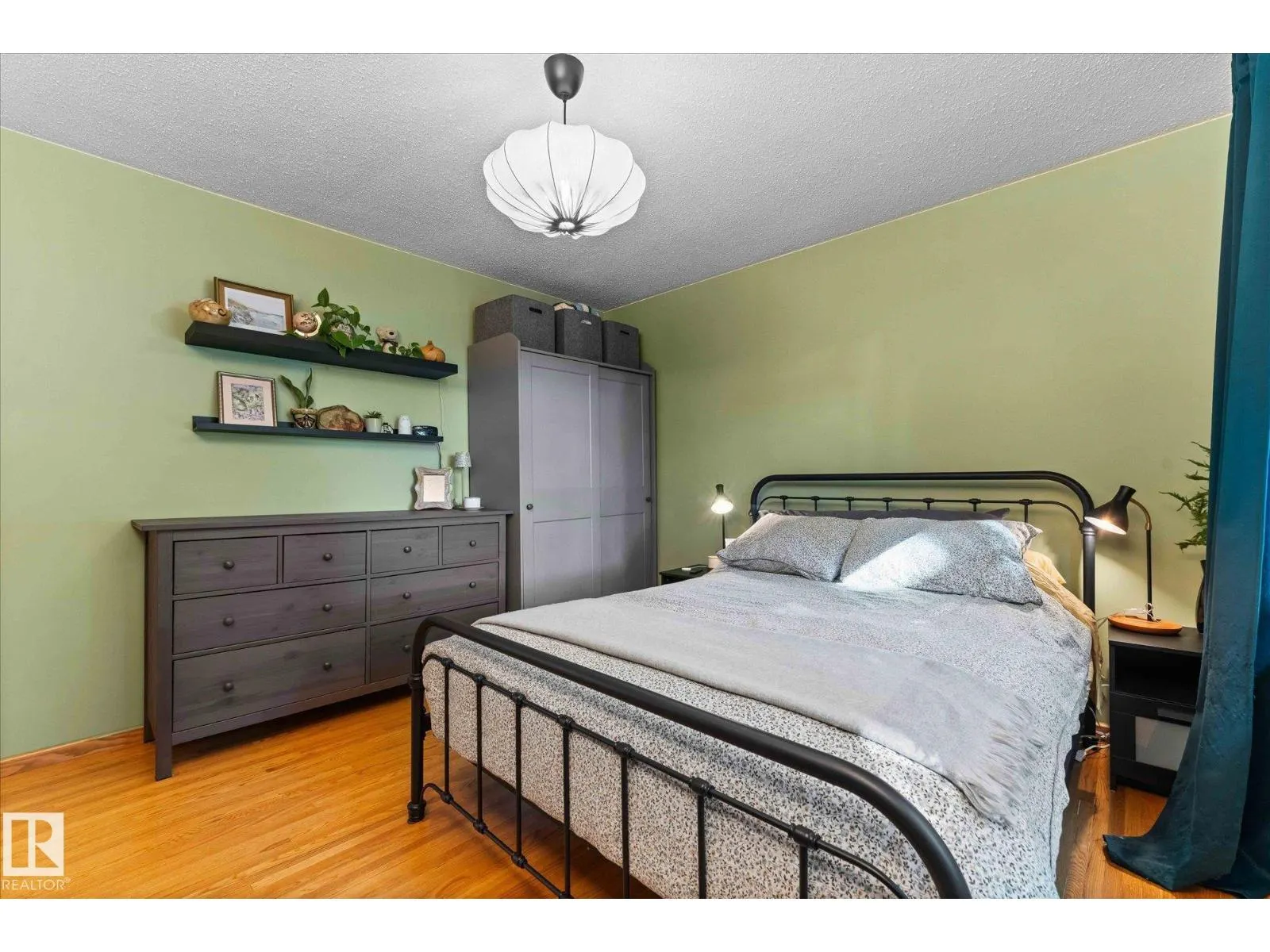 11640 136 ST NW