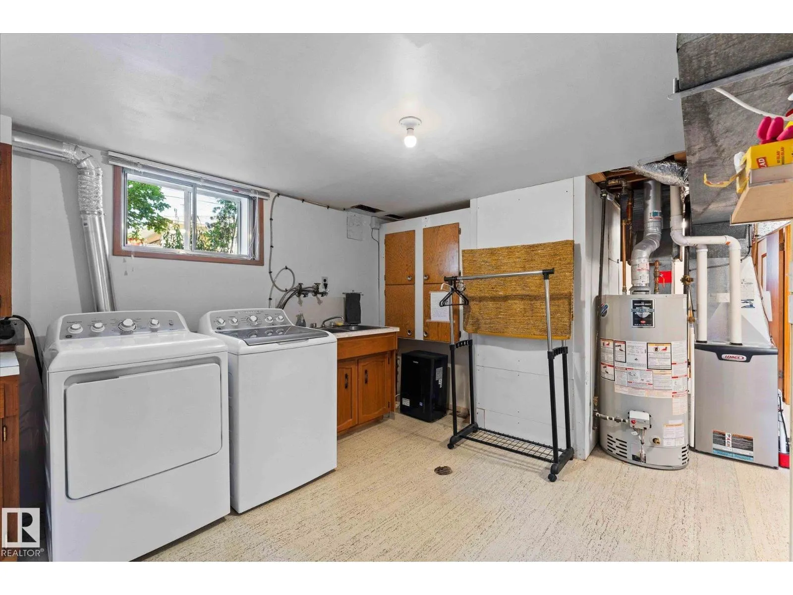 11640 136 ST NW