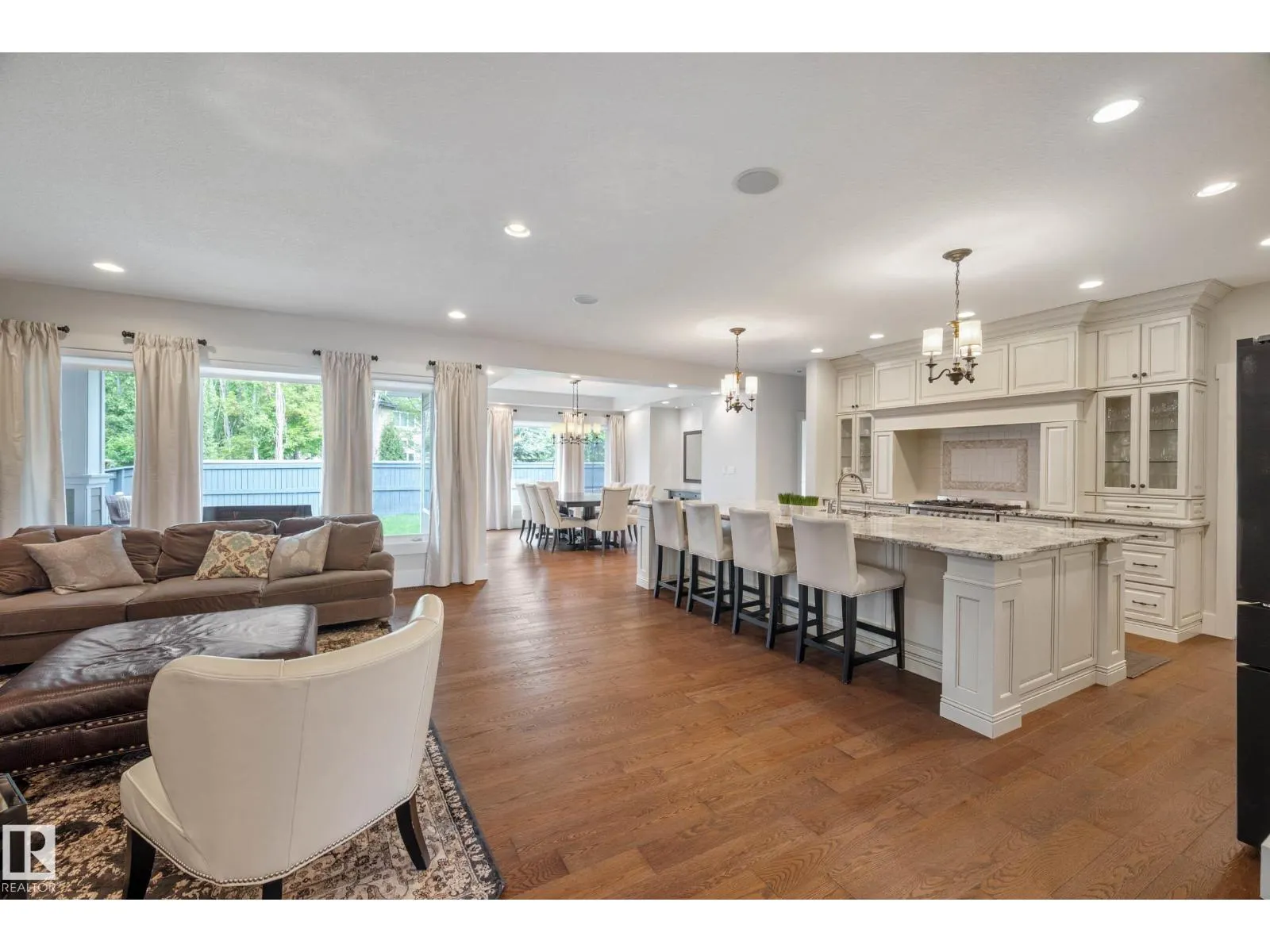 5212 MULLEN CREST CT NW