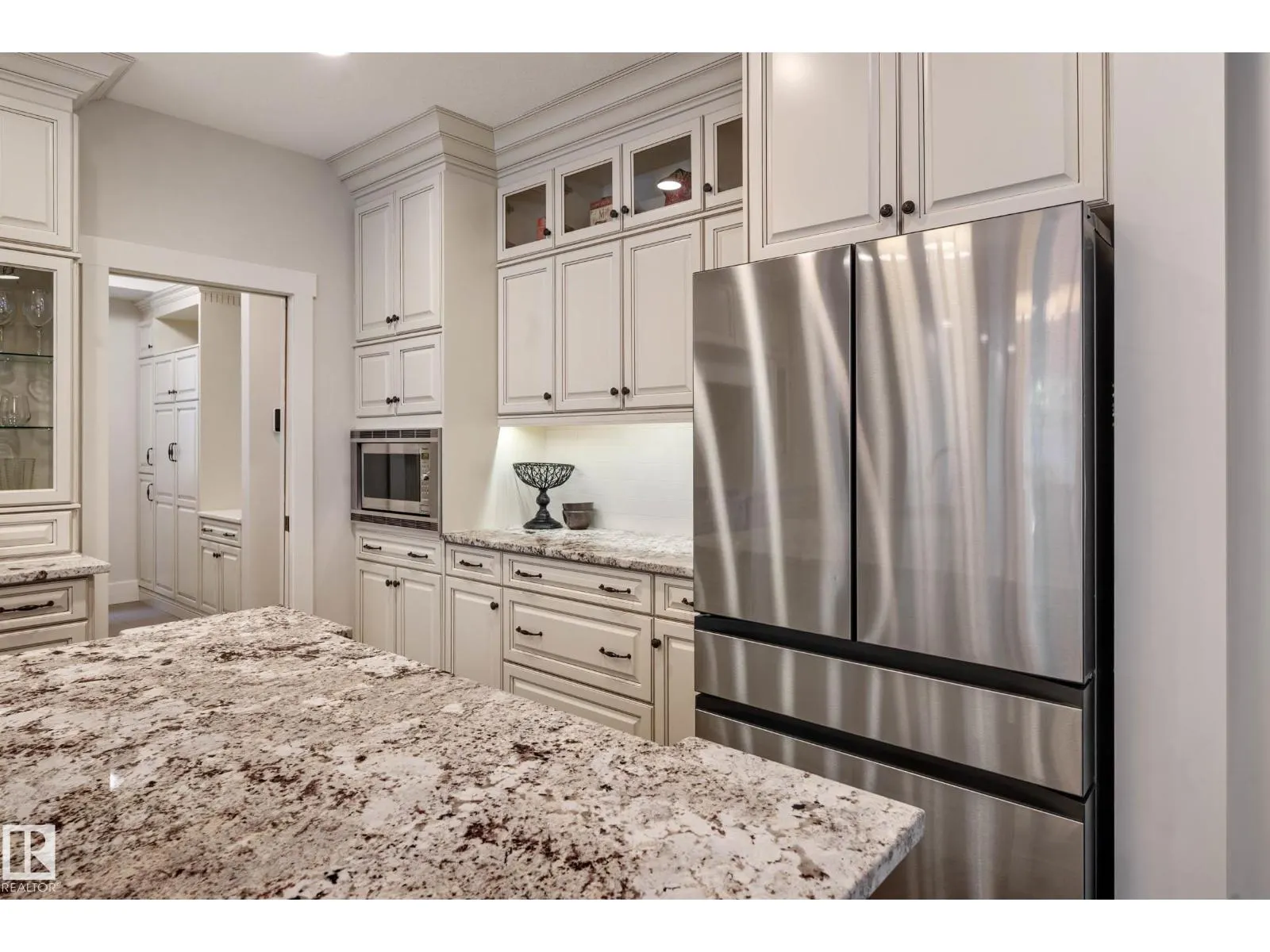 5212 MULLEN CREST CT NW