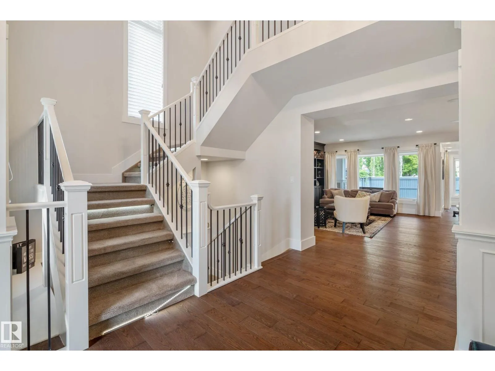 5212 MULLEN CREST CT NW