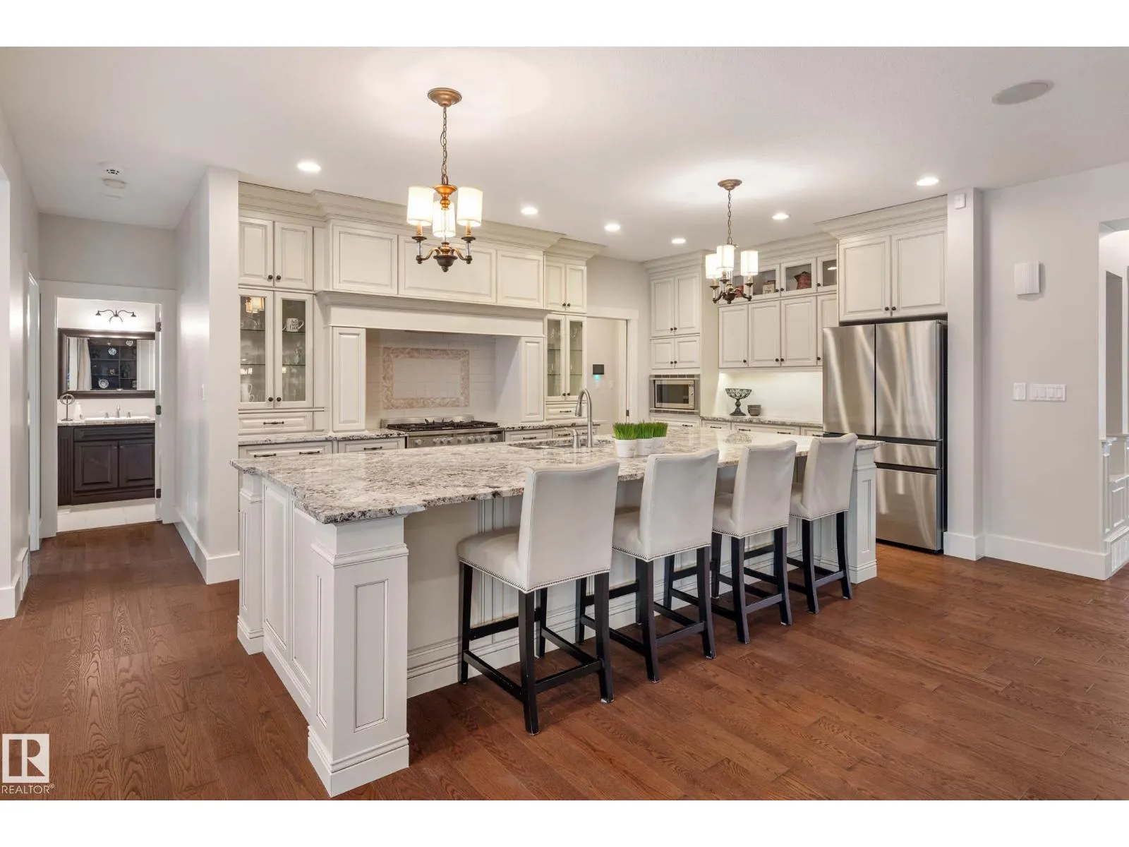 5212 MULLEN CREST CT NW