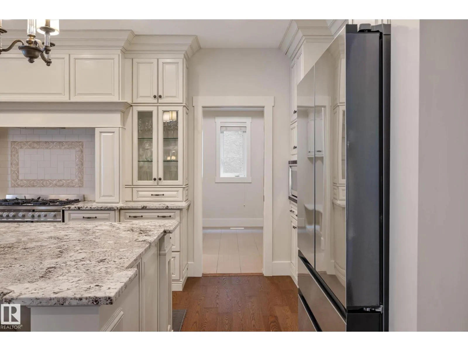 5212 MULLEN CREST CT NW