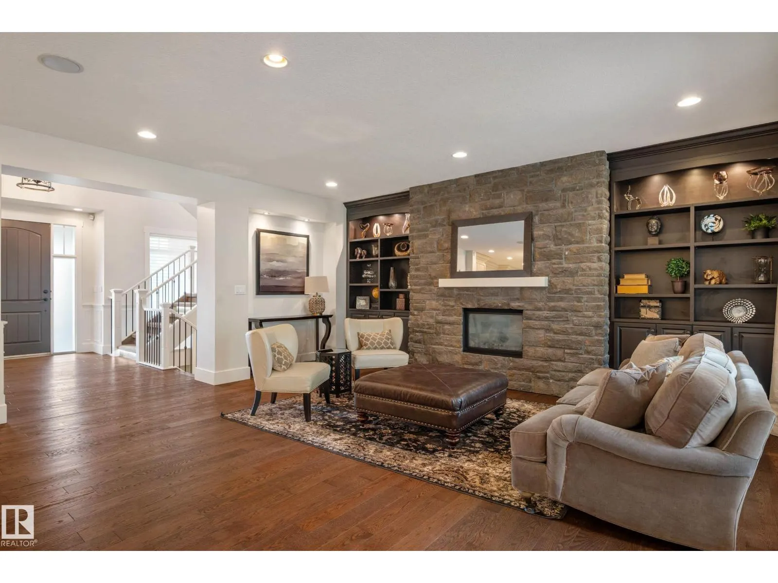 5212 MULLEN CREST CT NW