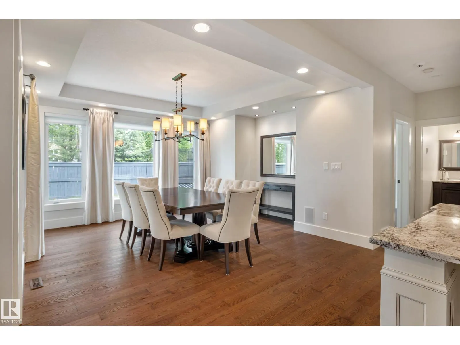 5212 MULLEN CREST CT NW