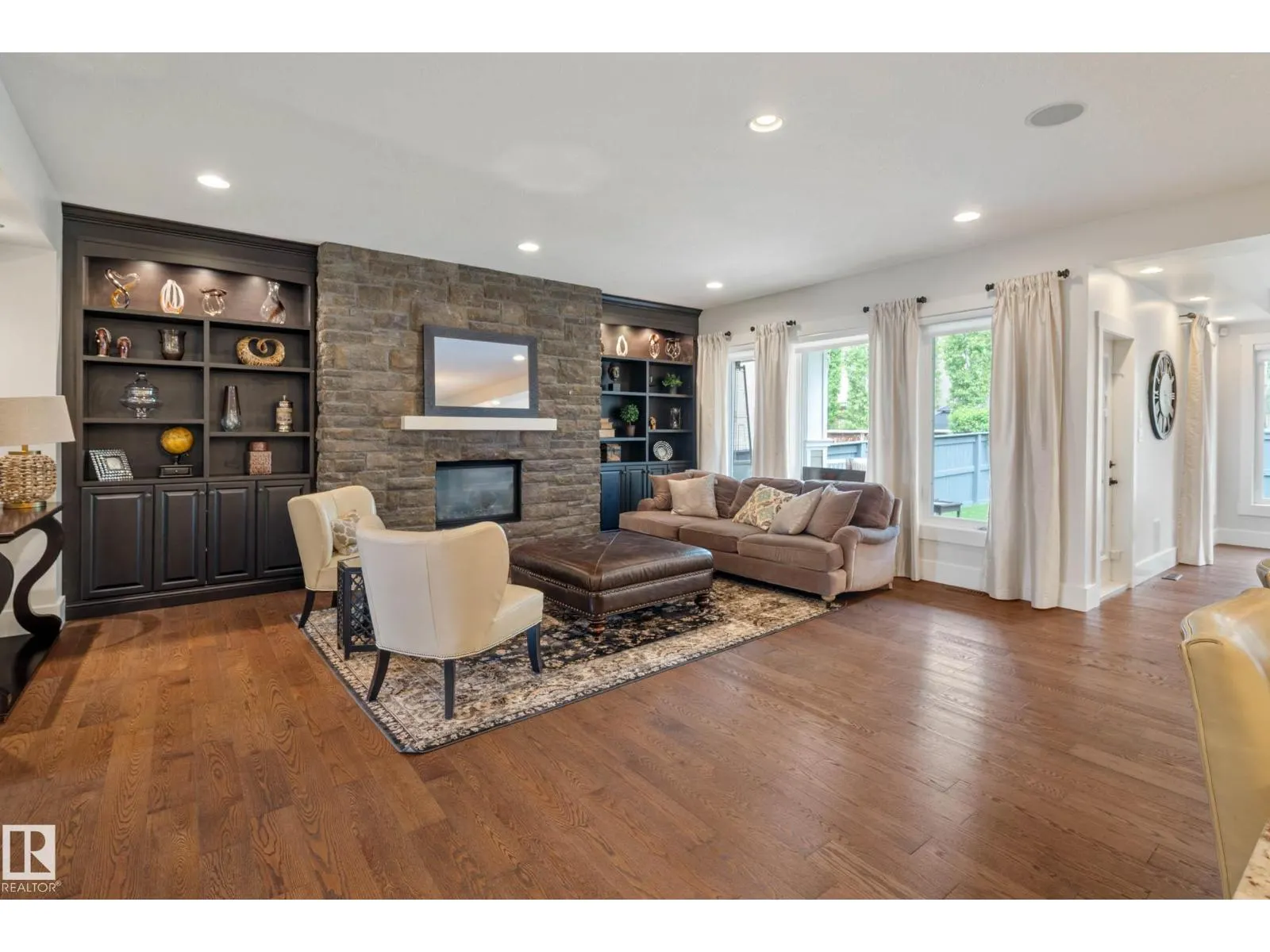 5212 MULLEN CREST CT NW