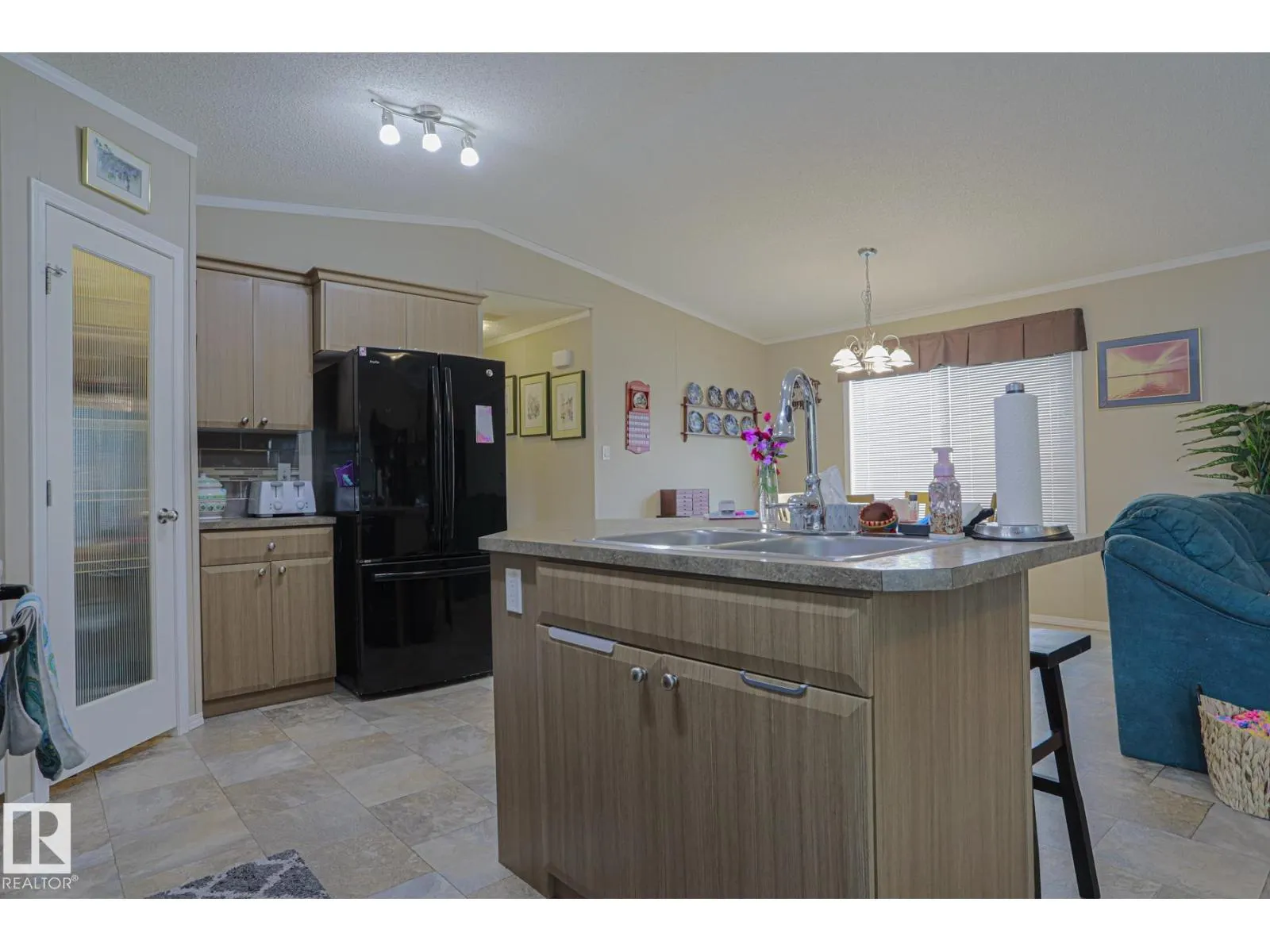 6 The Parkway NW NW