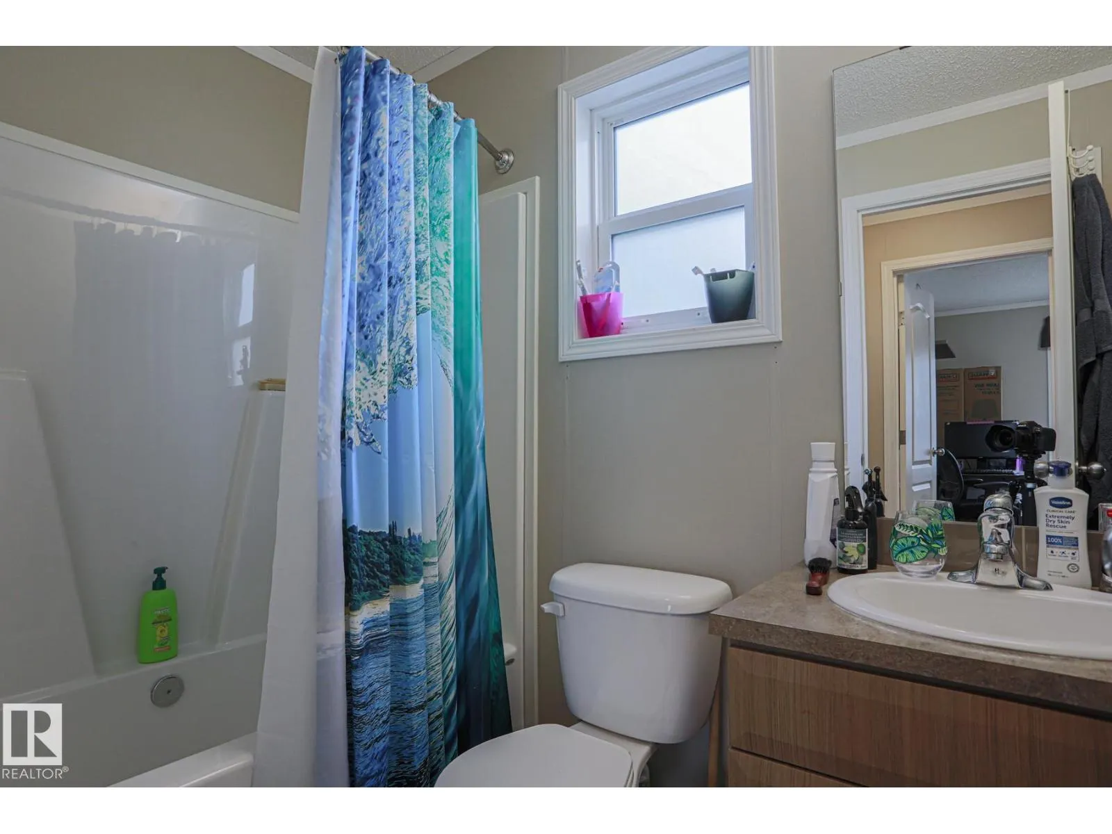 6 The Parkway NW NW