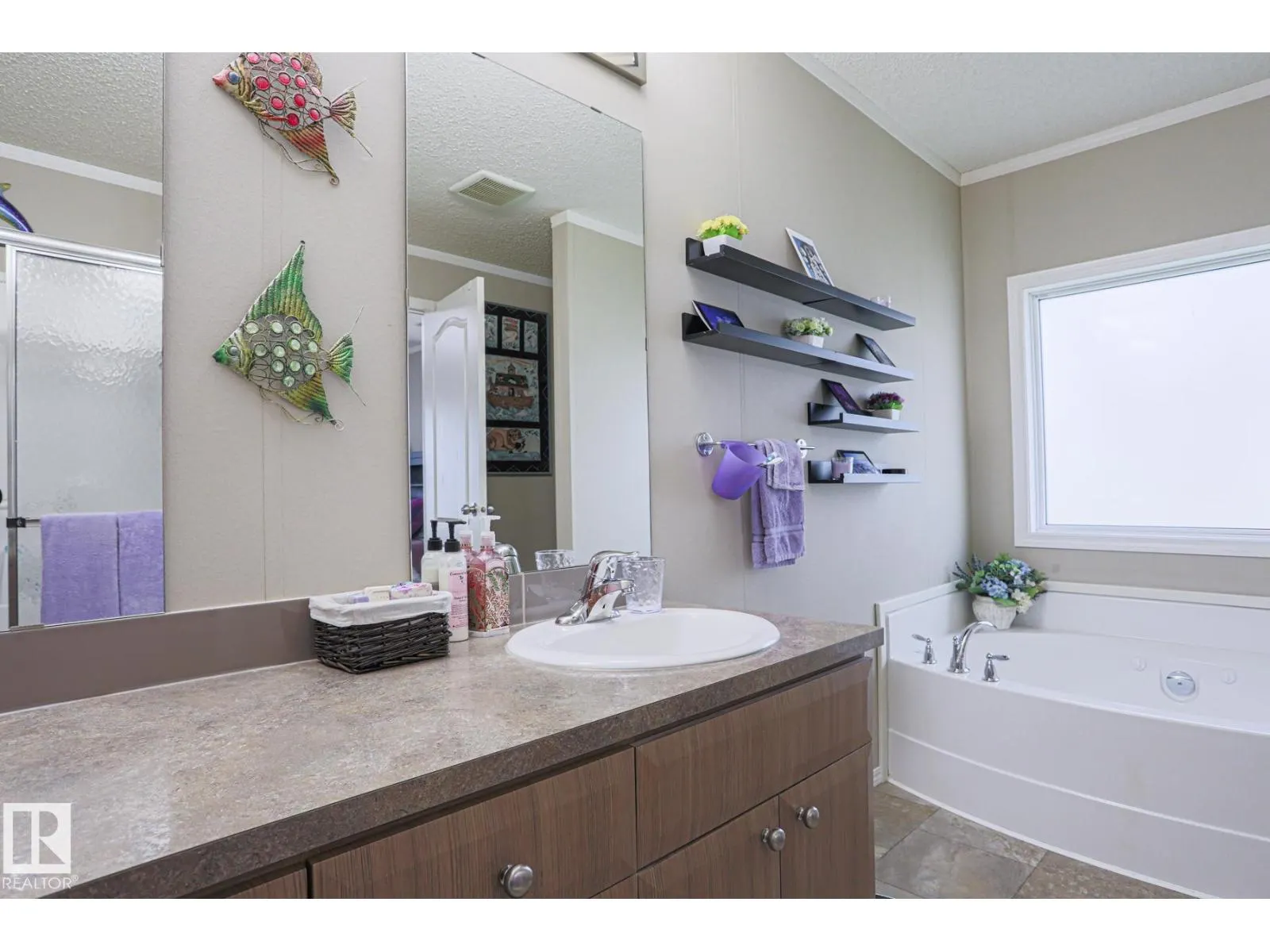 6 The Parkway NW NW