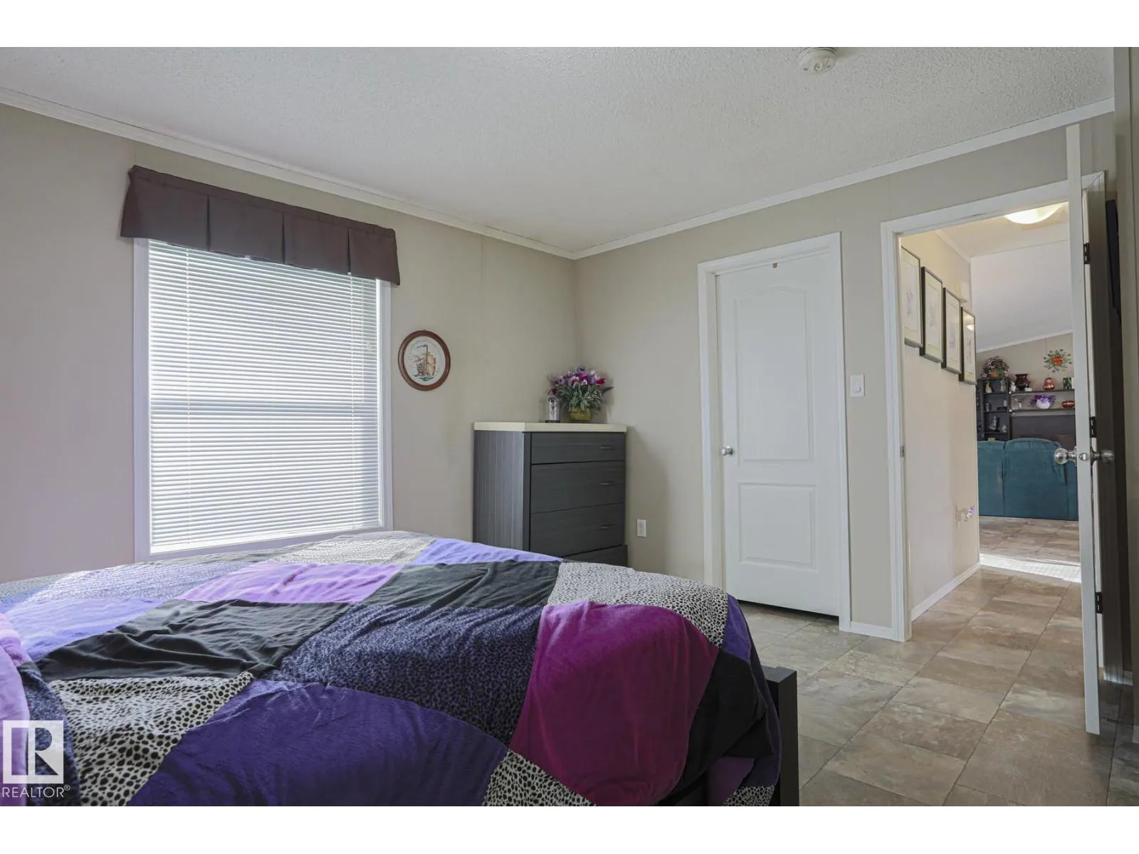 6 The Parkway NW NW