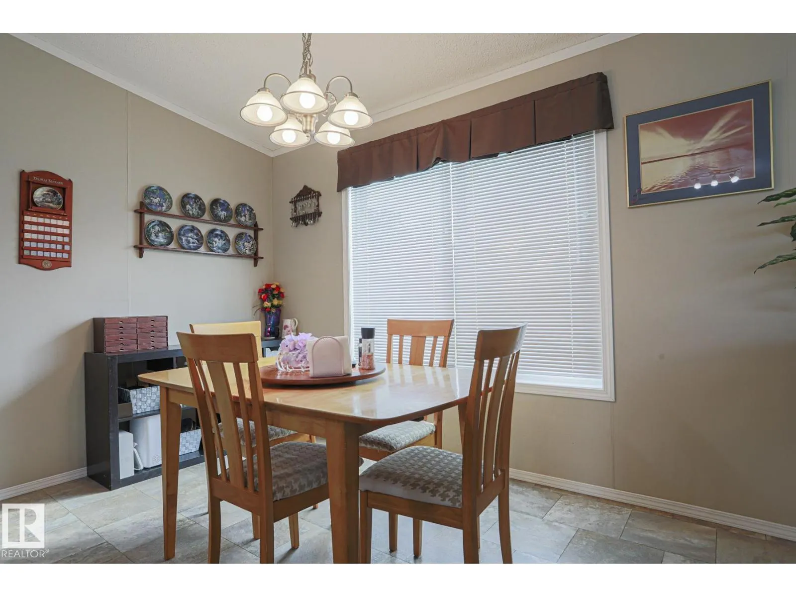 6 The Parkway NW NW