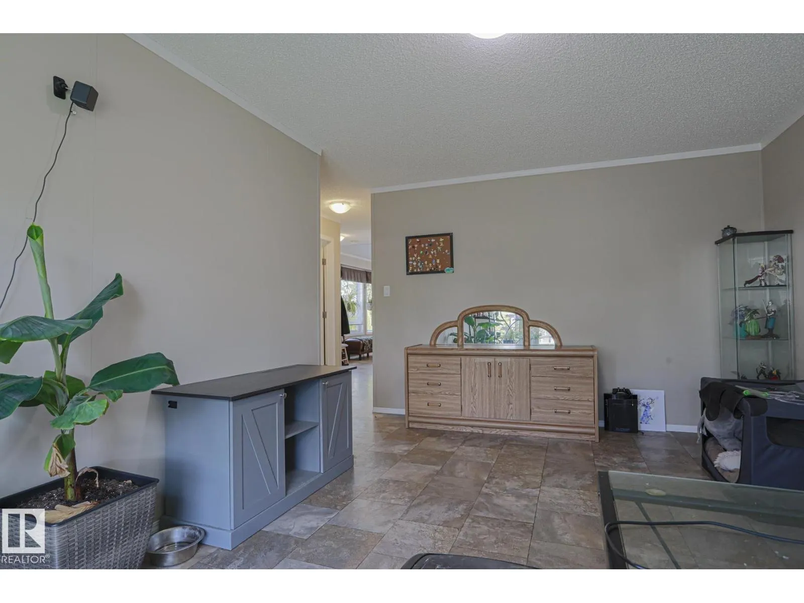 6 The Parkway NW NW