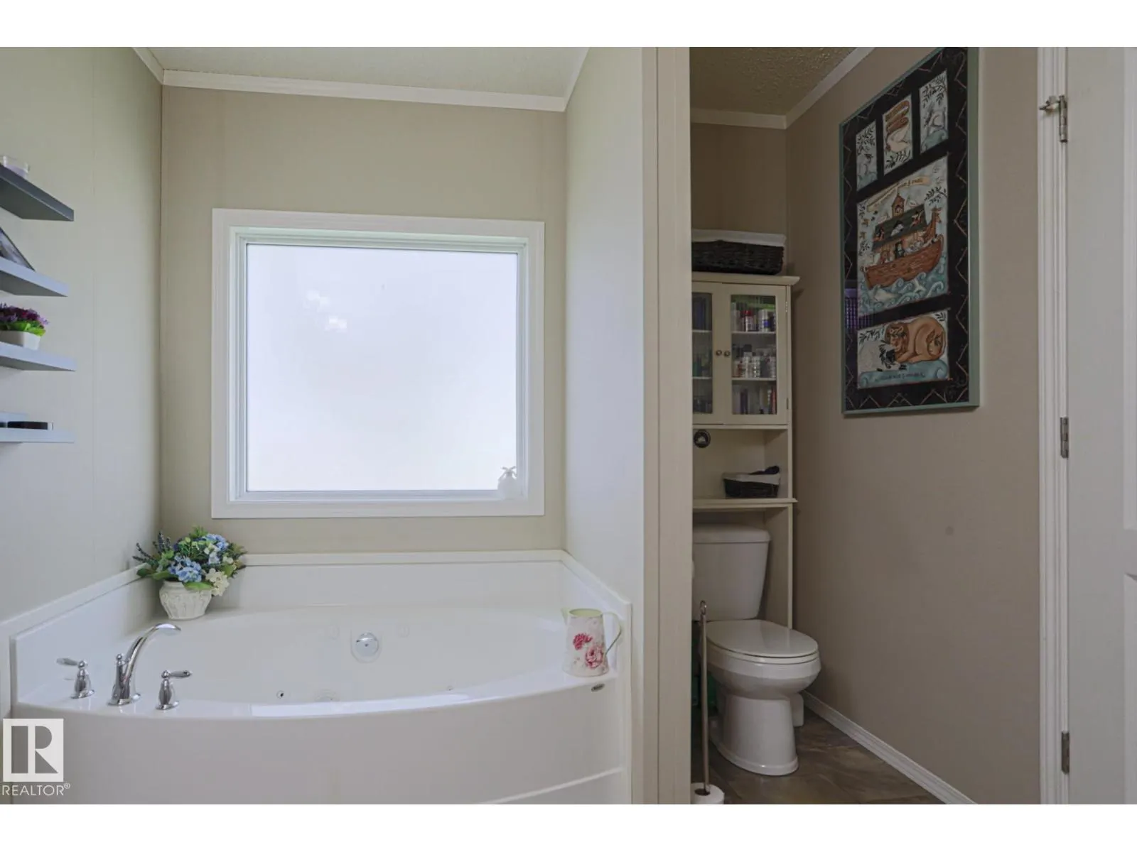 6 The Parkway NW NW