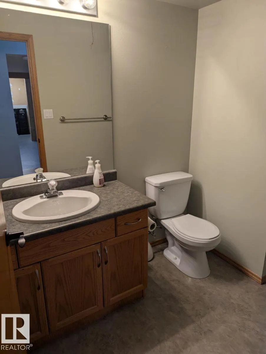 11019 10 AV NW