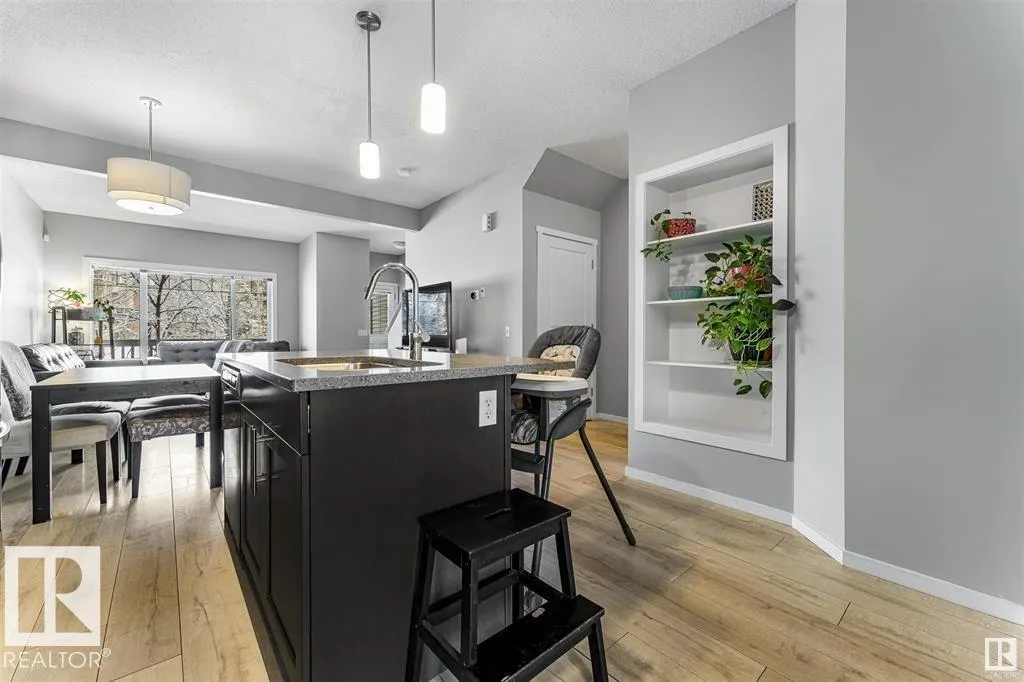 #54 8209 217 ST NW