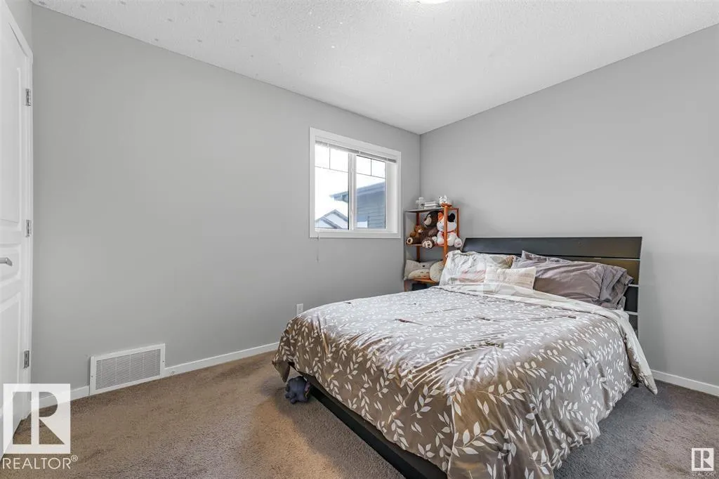 #54 8209 217 ST NW