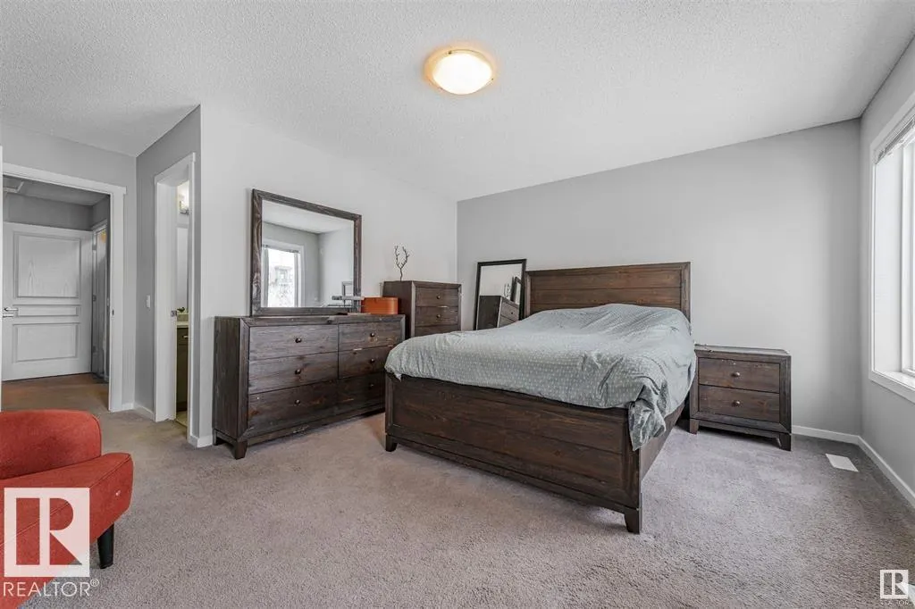 #54 8209 217 ST NW