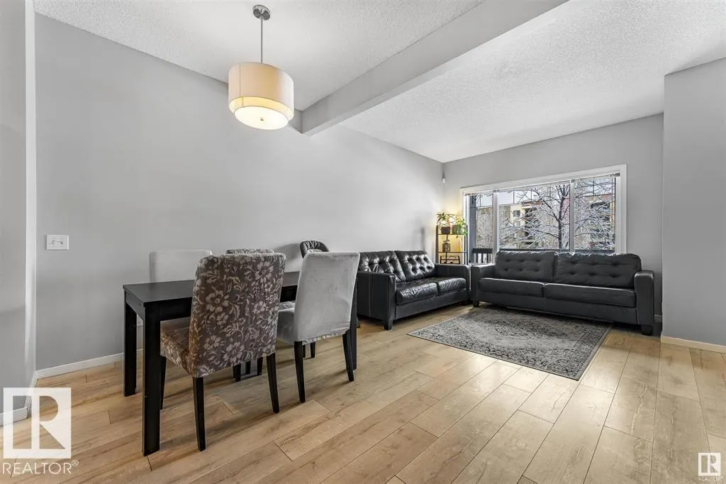 #54 8209 217 ST NW