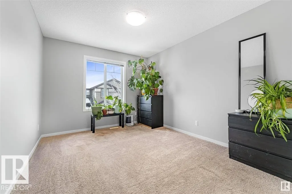 #54 8209 217 ST NW