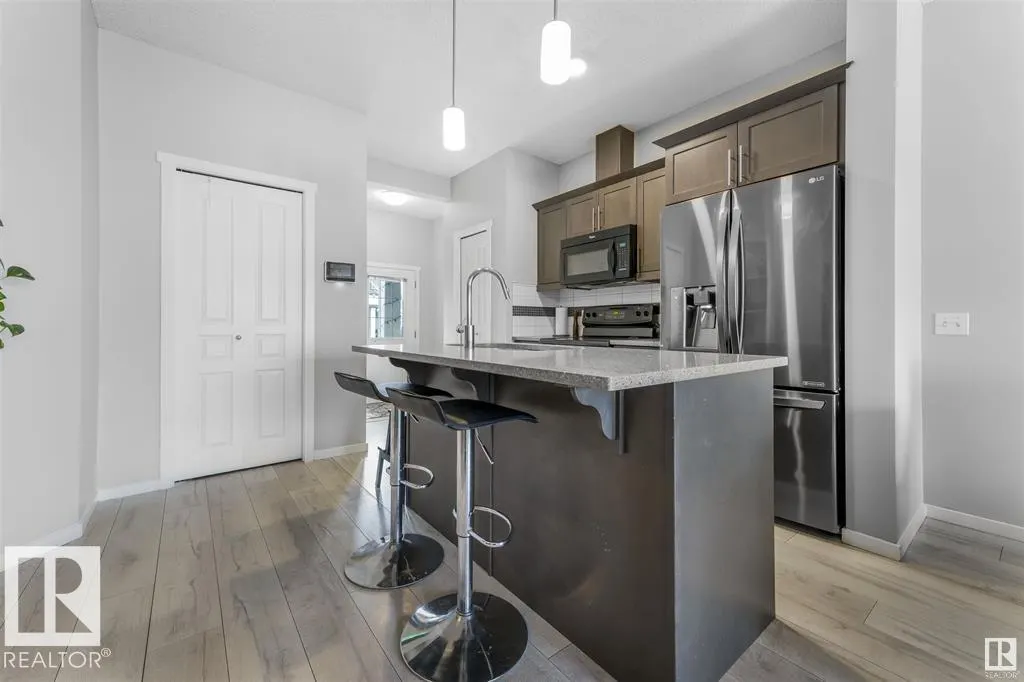 #54 8209 217 ST NW