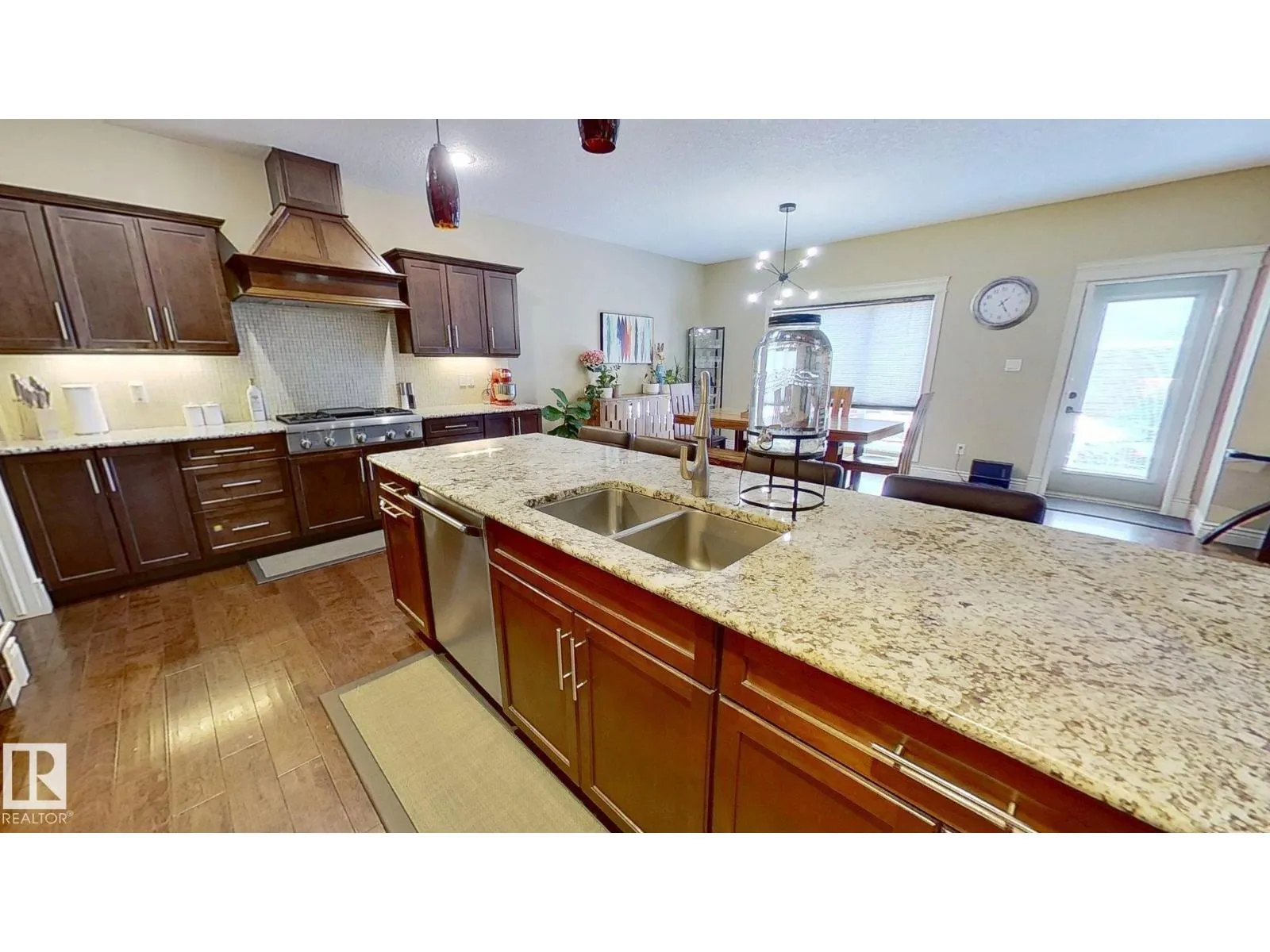 1005 DOWNEY WY NW