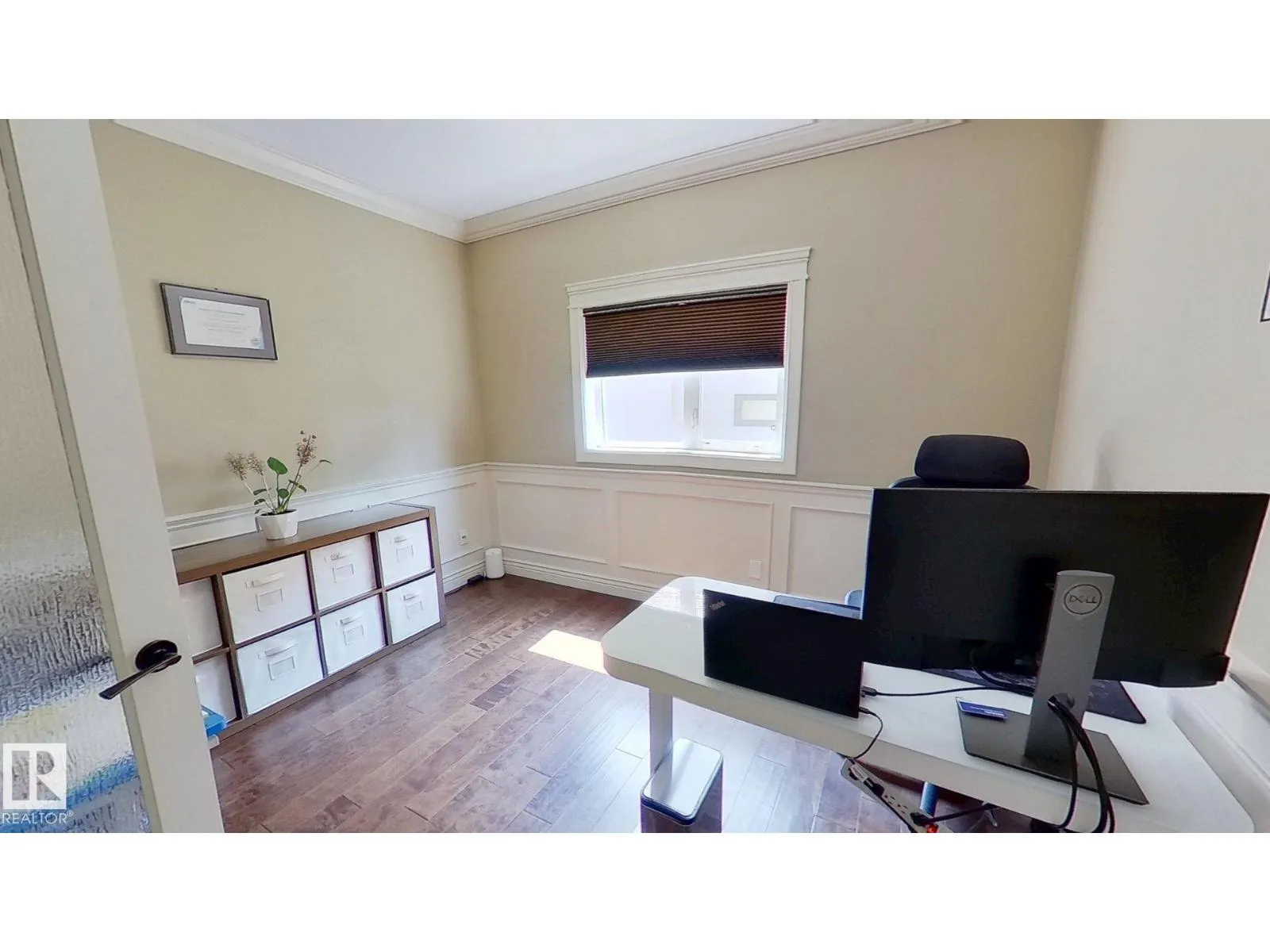 1005 DOWNEY WY NW