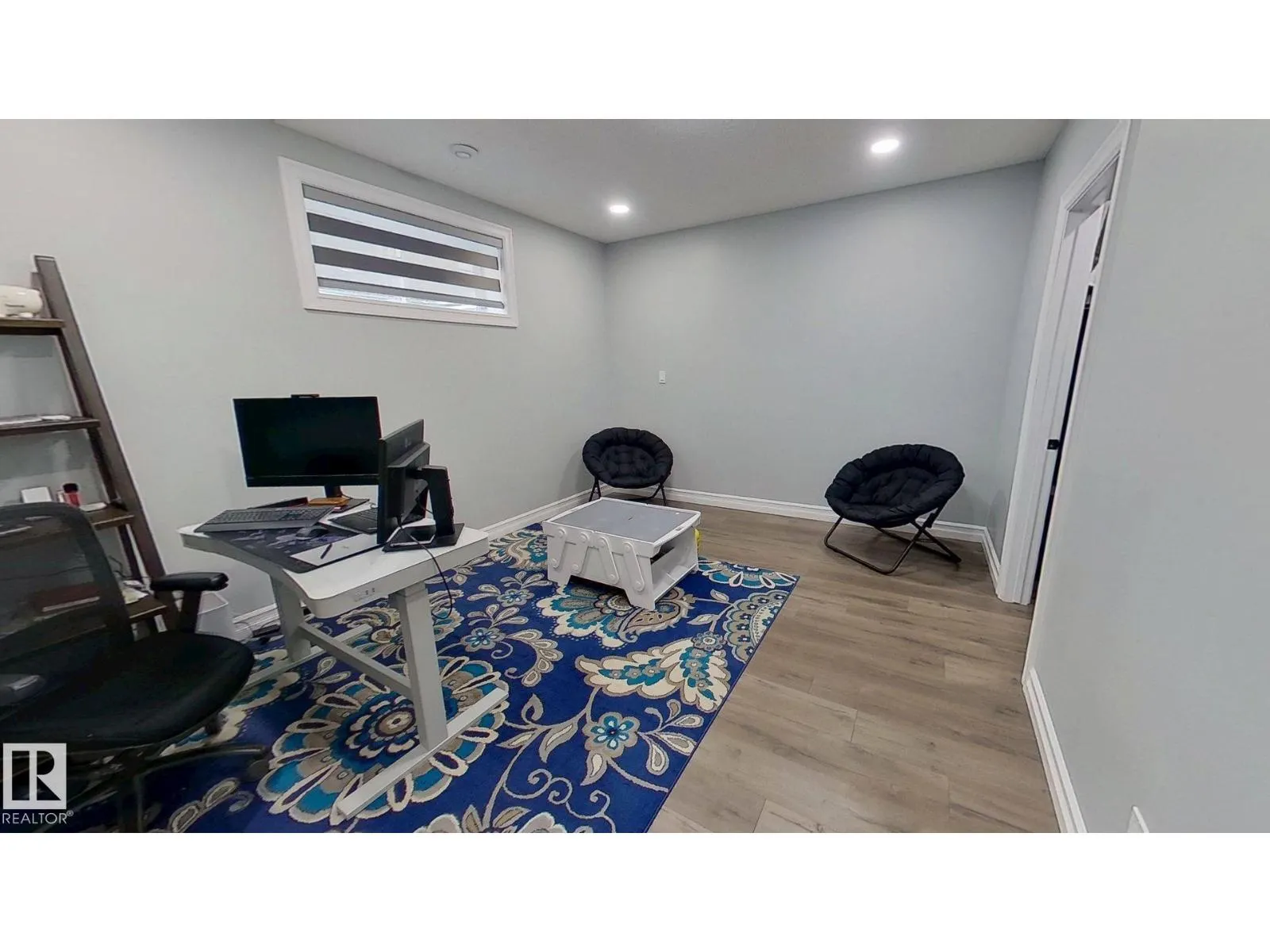 1005 DOWNEY WY NW