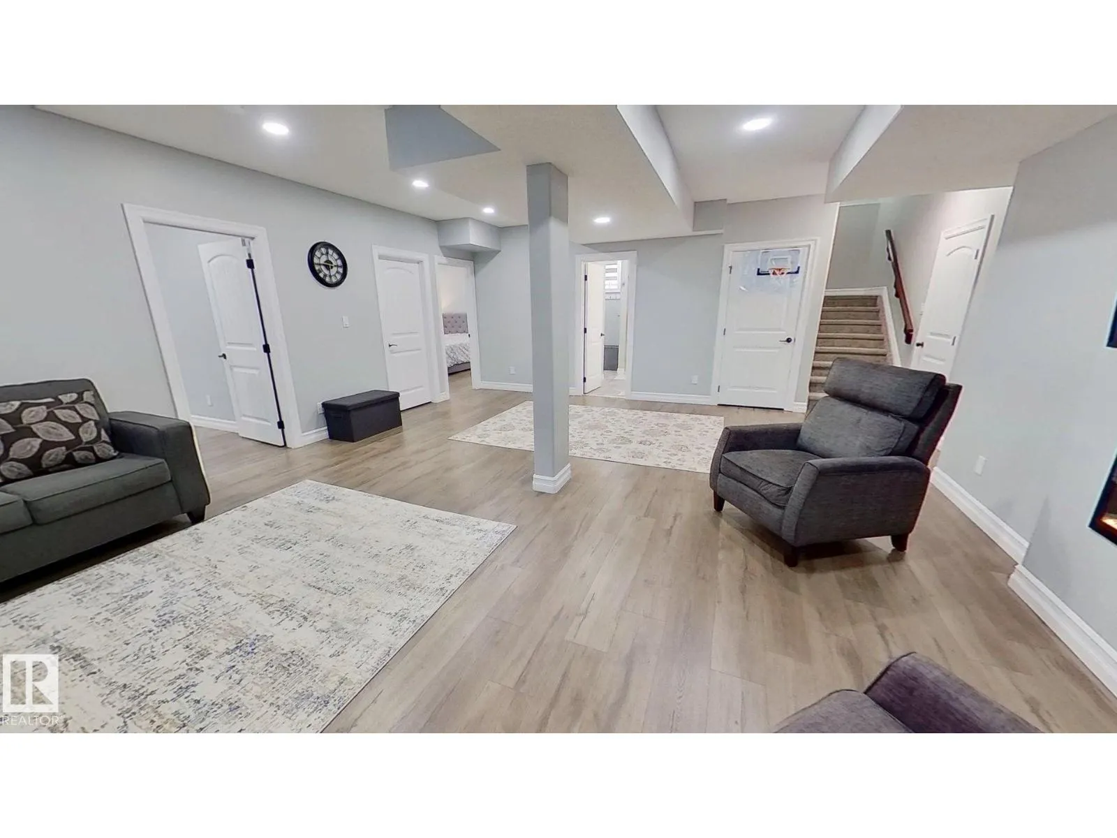 1005 DOWNEY WY NW