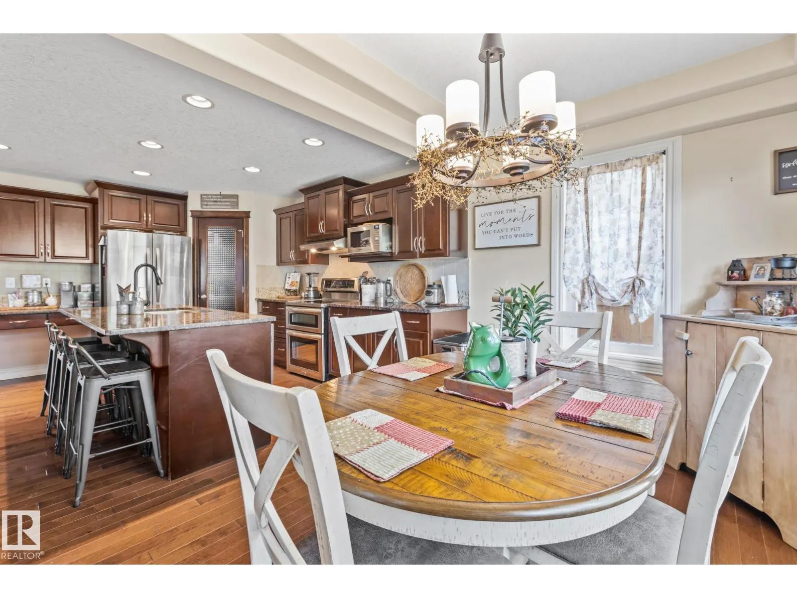 5609 RUE EAGLEMONT