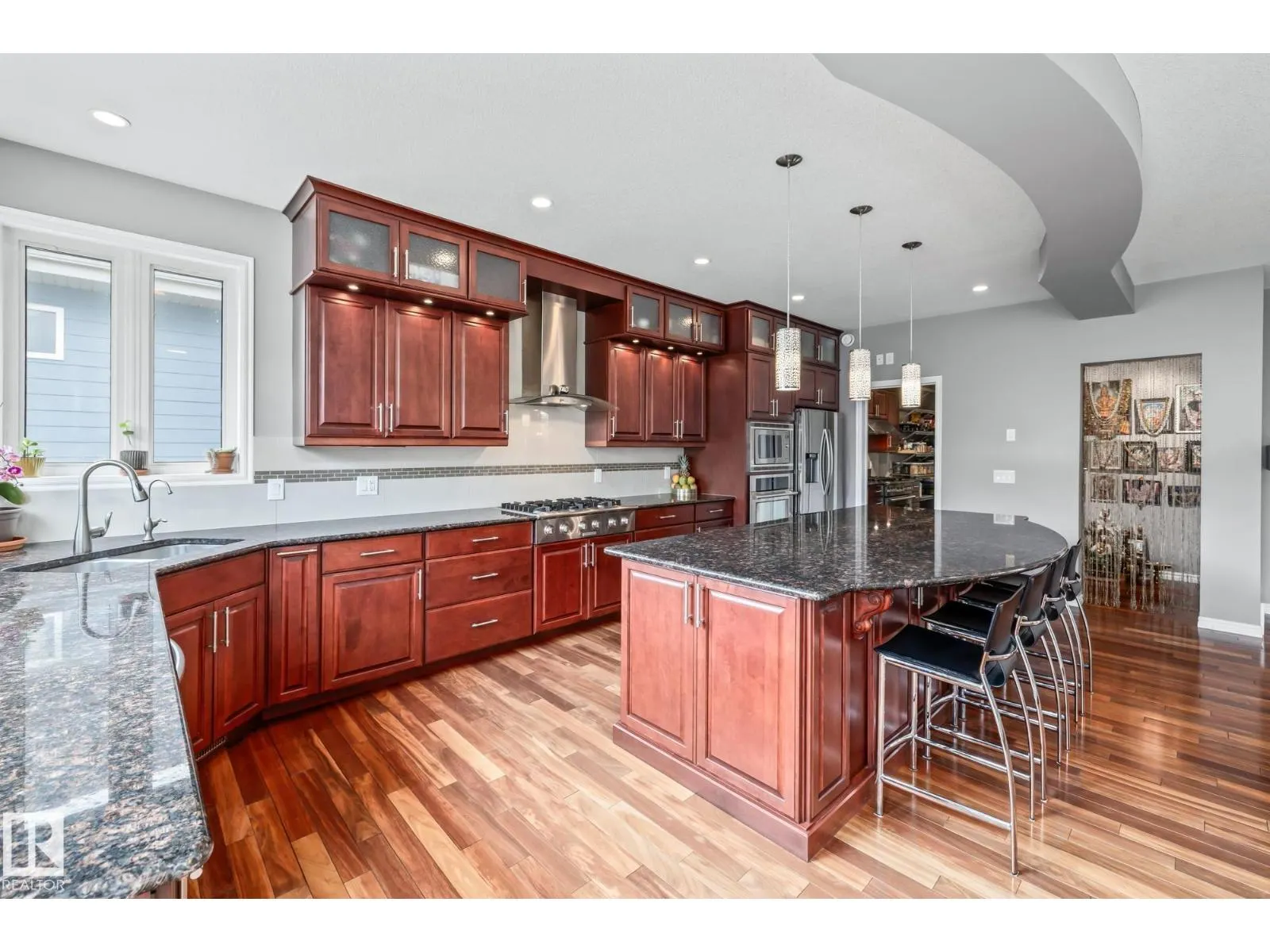 #26 10550 ELLERSLIE RD SW