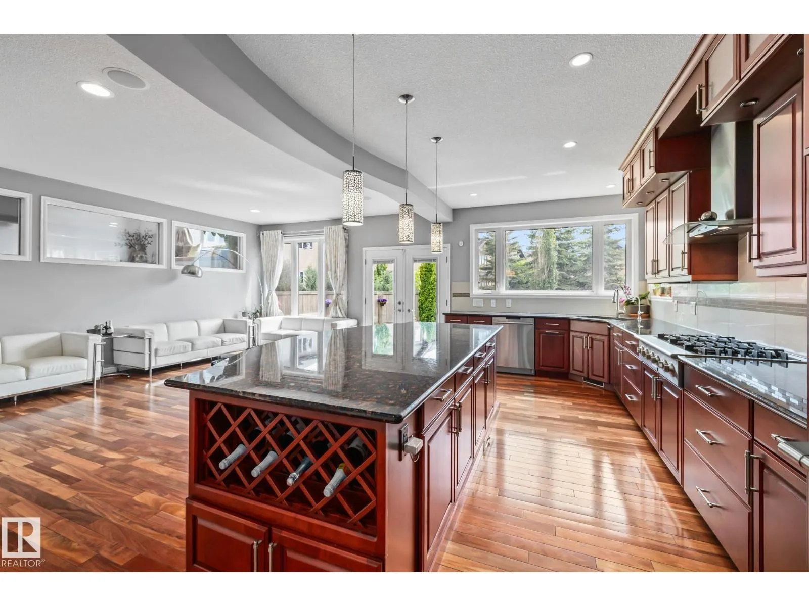 #26 10550 ELLERSLIE RD SW