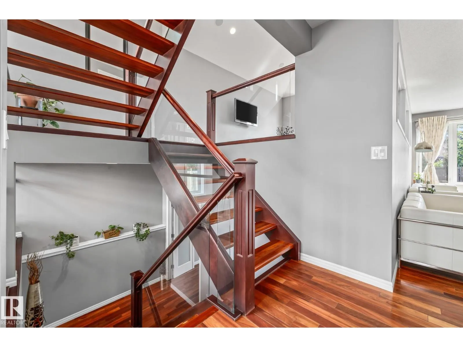 #26 10550 ELLERSLIE RD SW