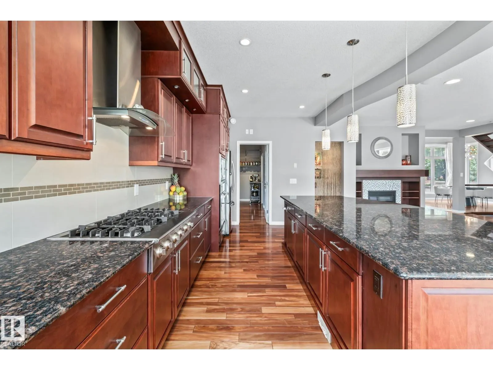 #26 10550 ELLERSLIE RD SW