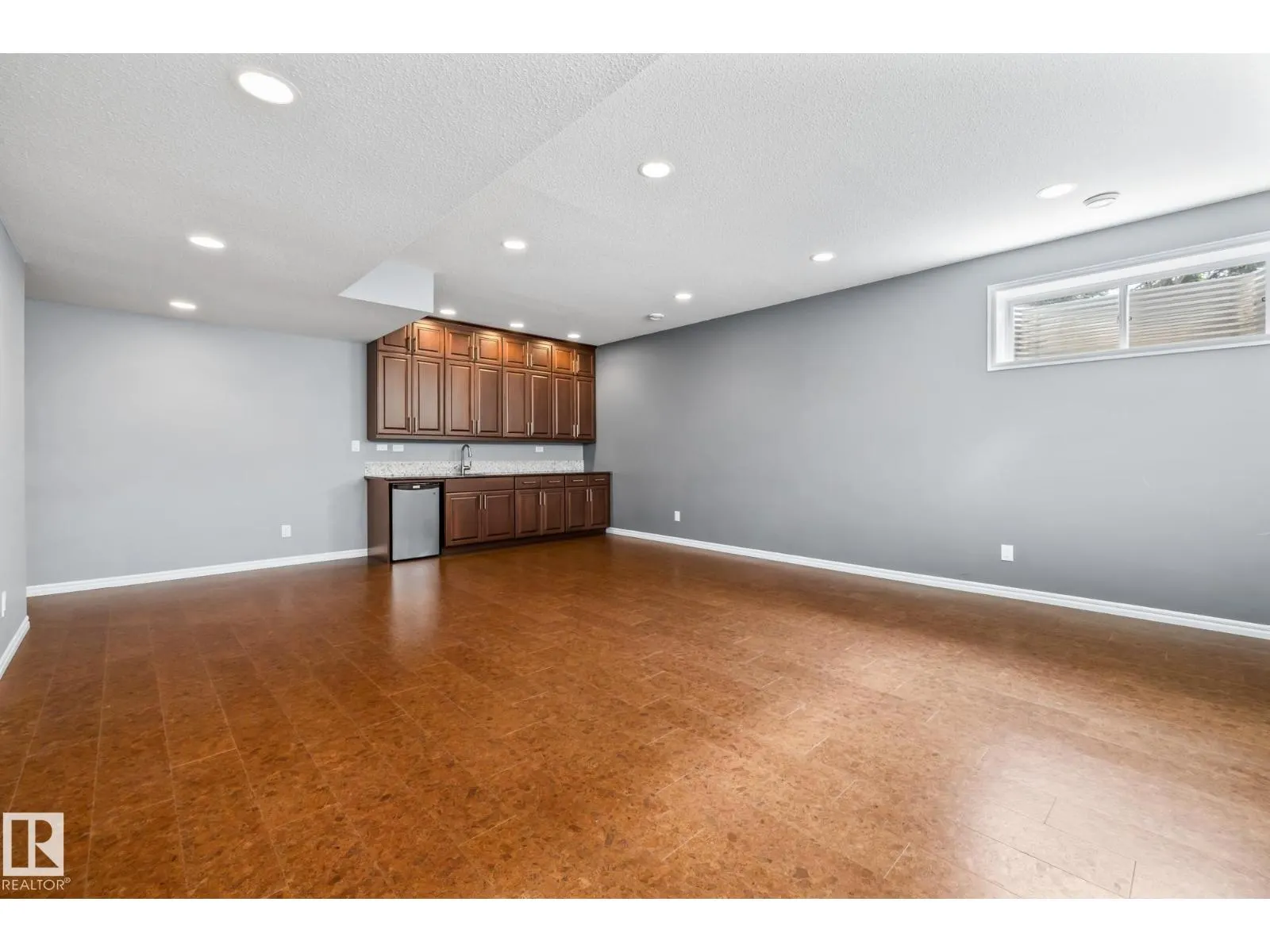 #26 10550 ELLERSLIE RD SW