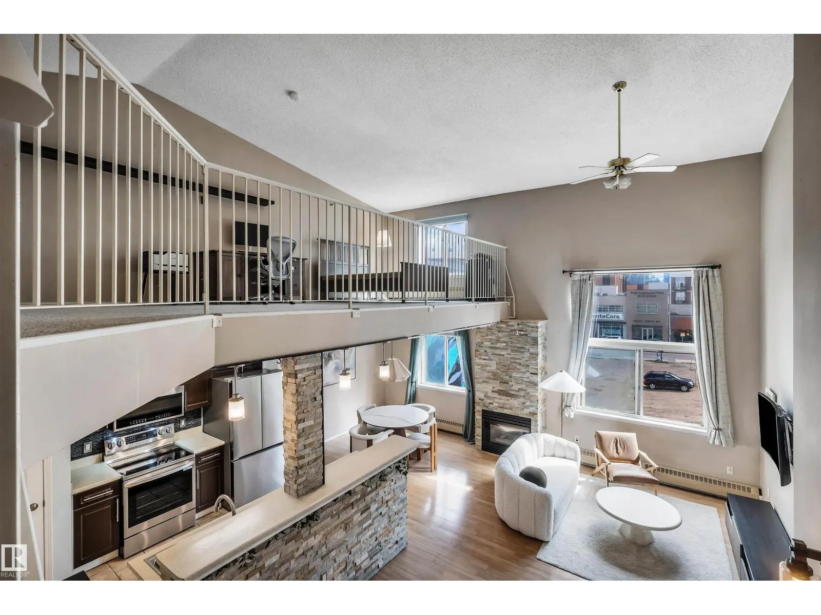 #31 10331 106 ST NW