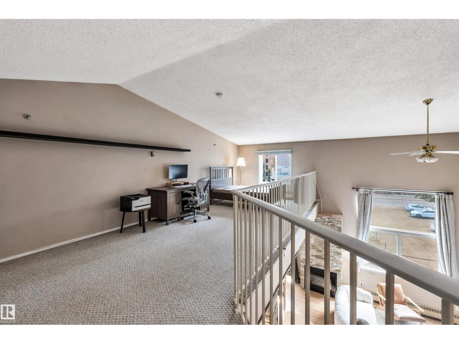 #31 10331 106 ST NW