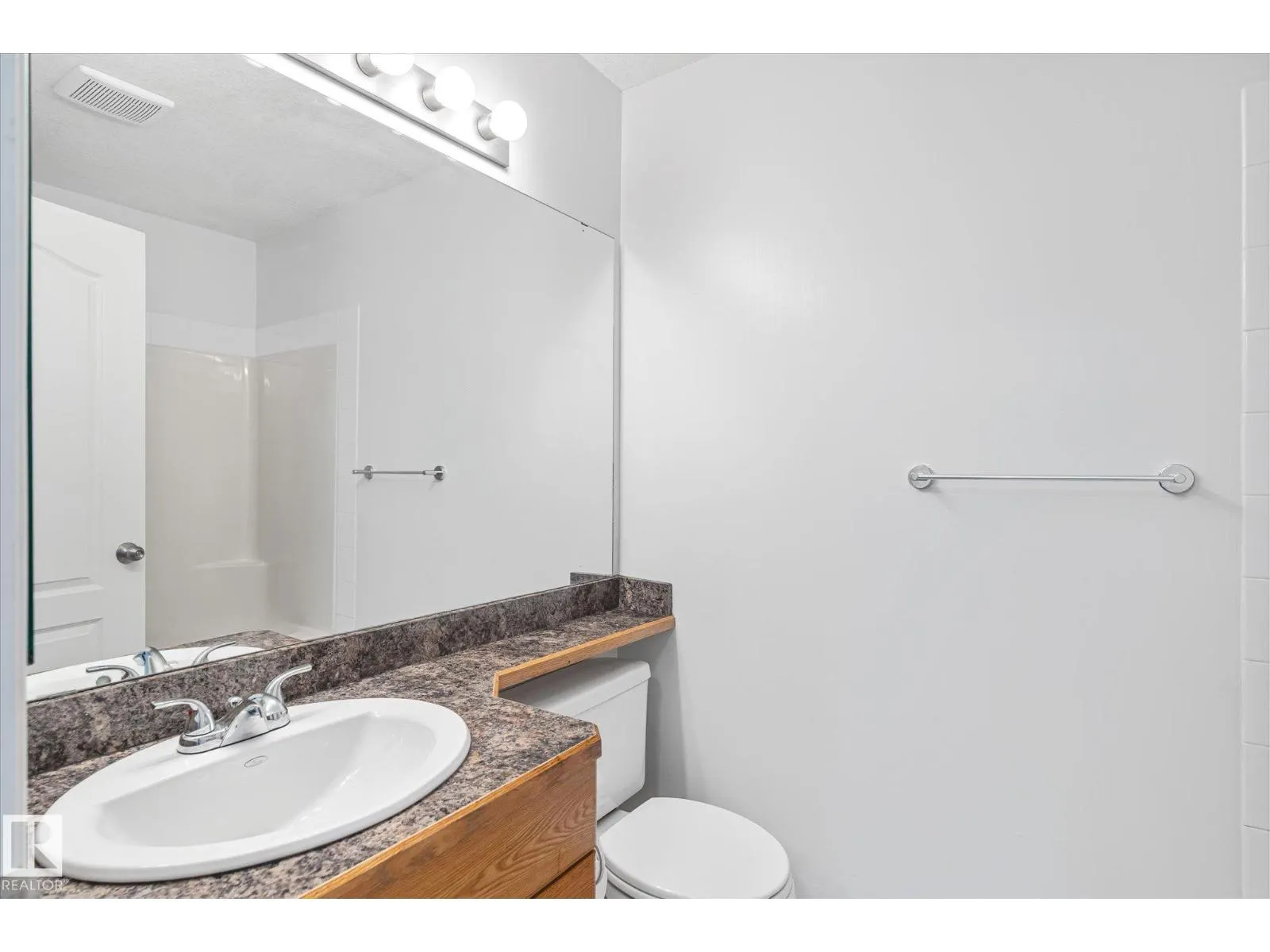 #321 151 EDWARDS DR SW