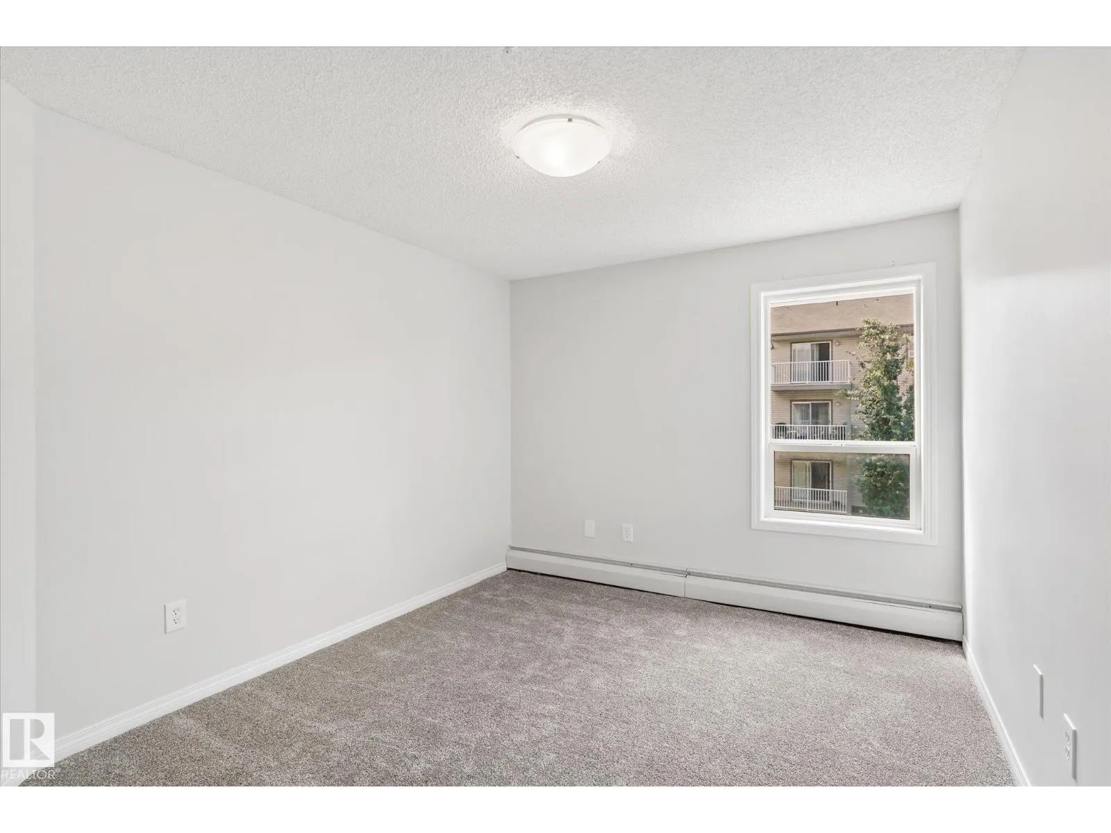 #321 151 EDWARDS DR SW