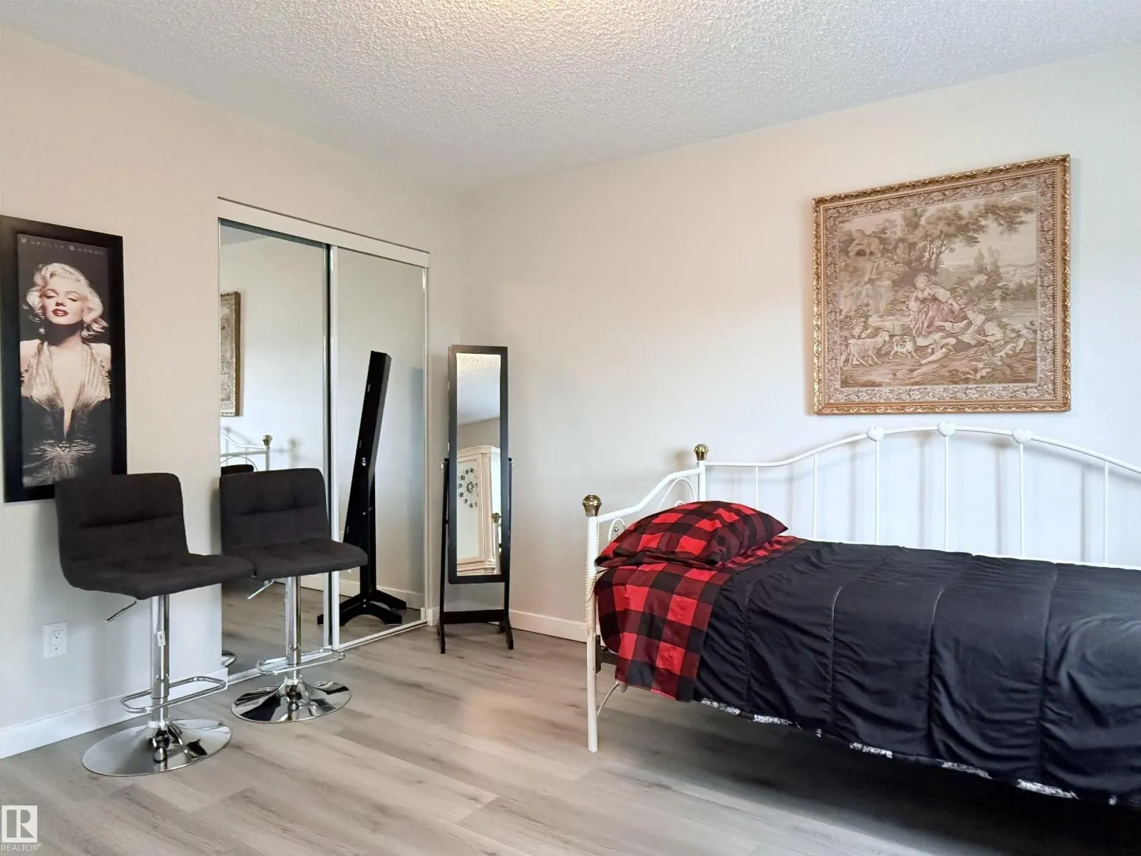 #104 14808 125 ST NW