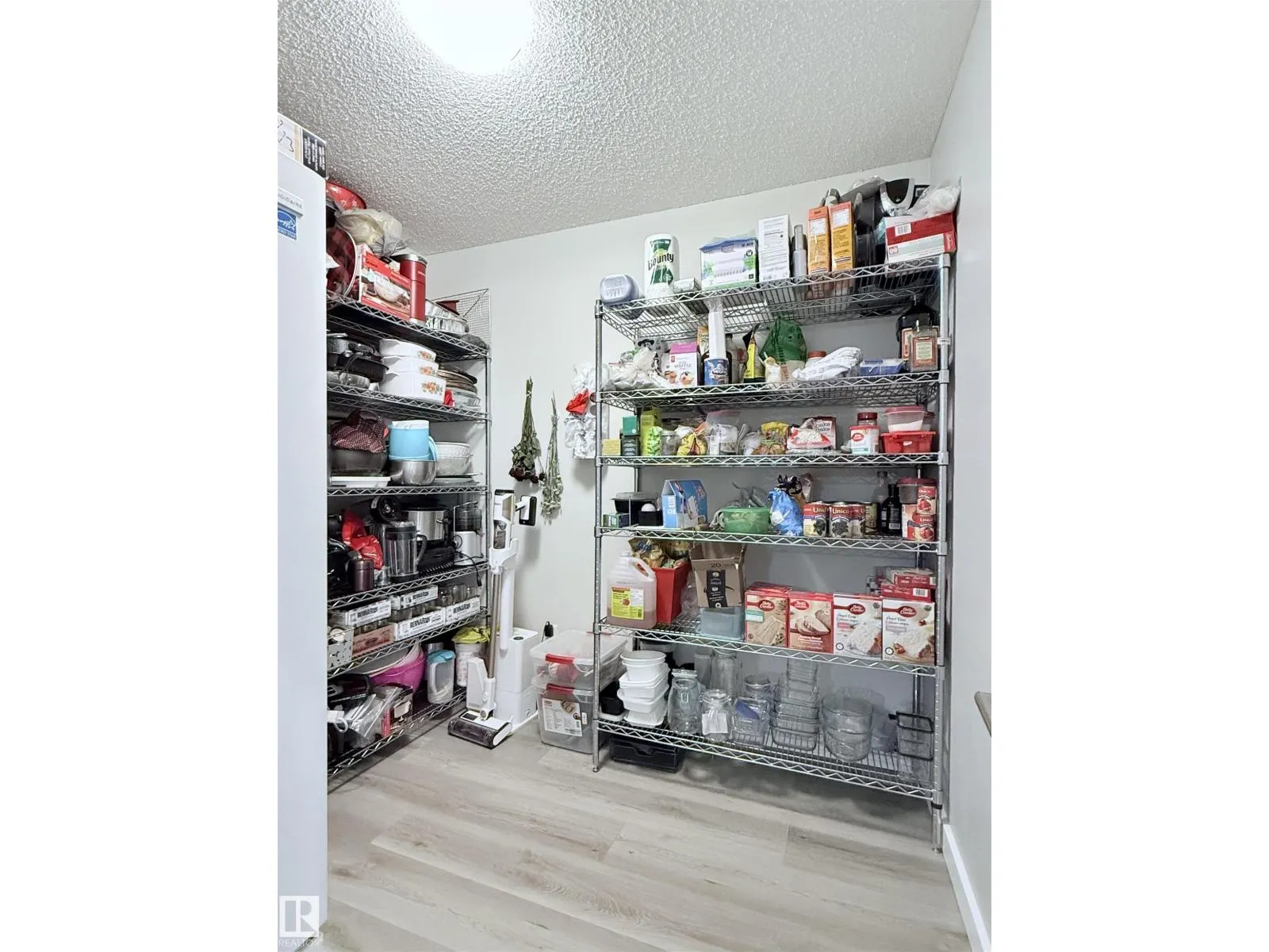 #104 14808 125 ST NW