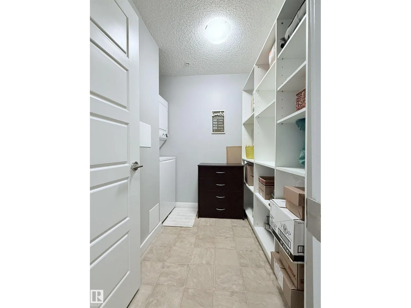 #104 14808 125 ST NW