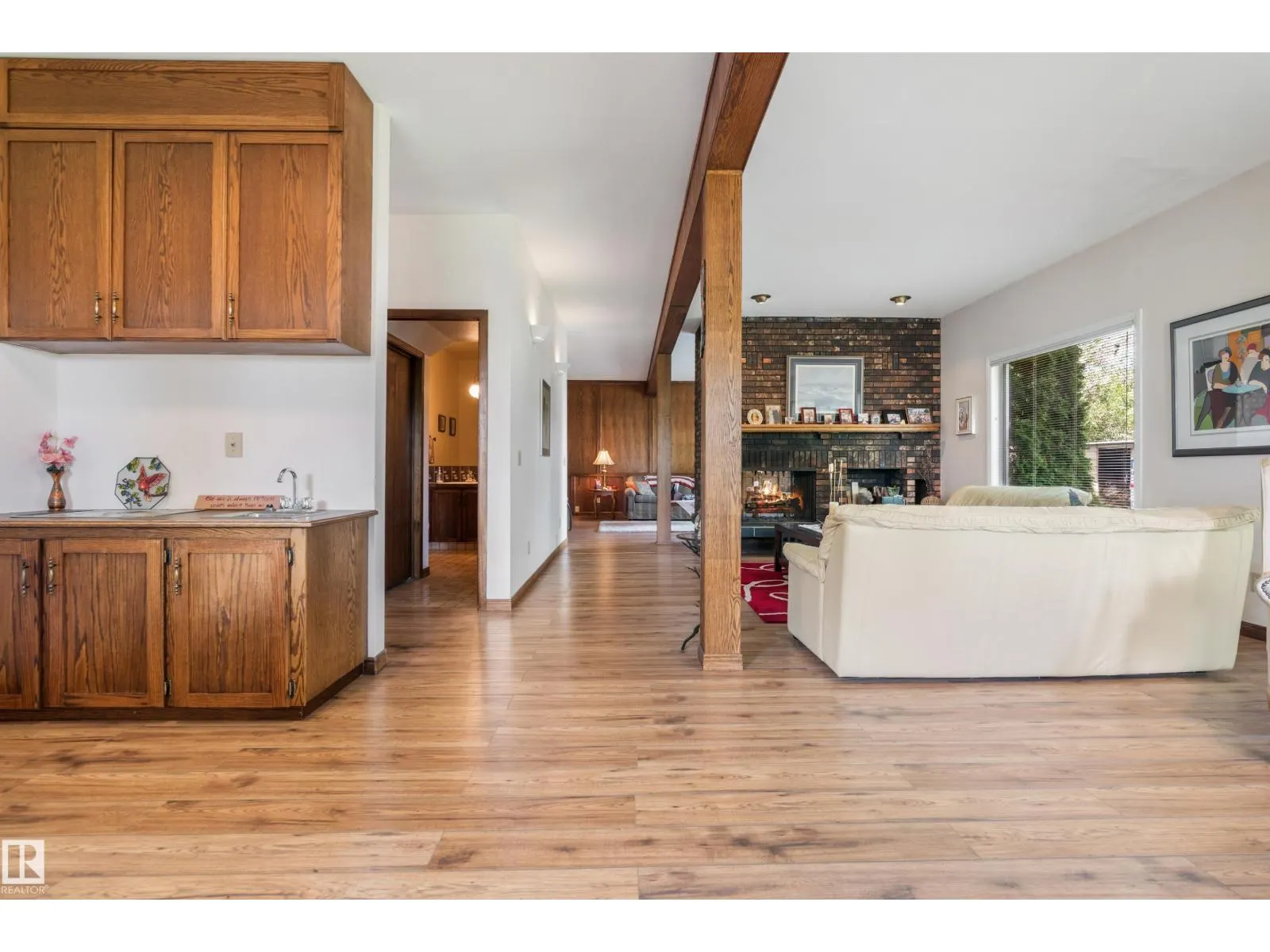 16737 110 ST NW