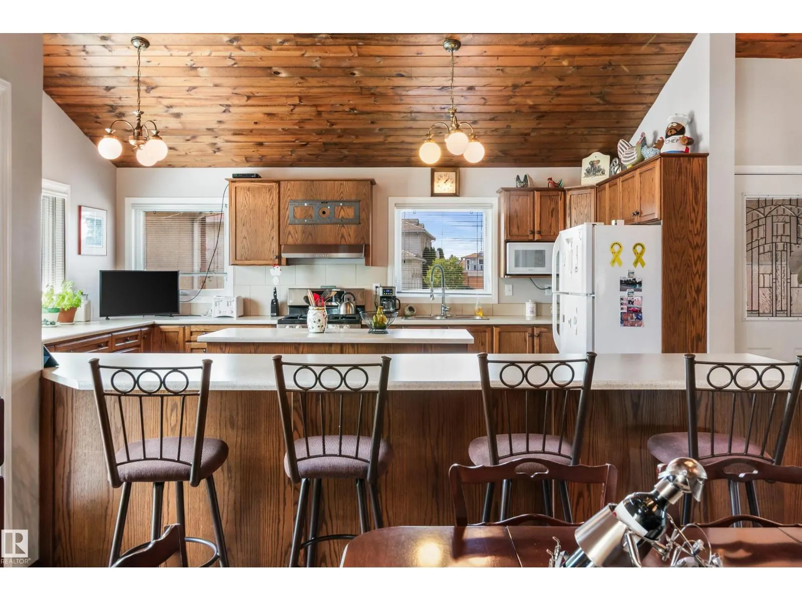 16737 110 ST NW