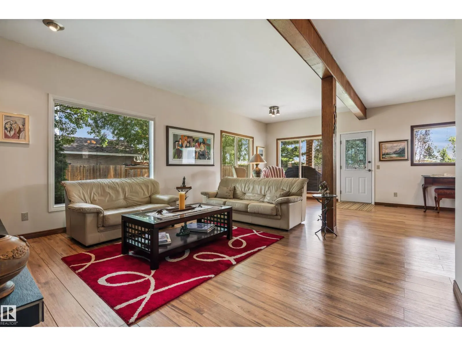 16737 110 ST NW