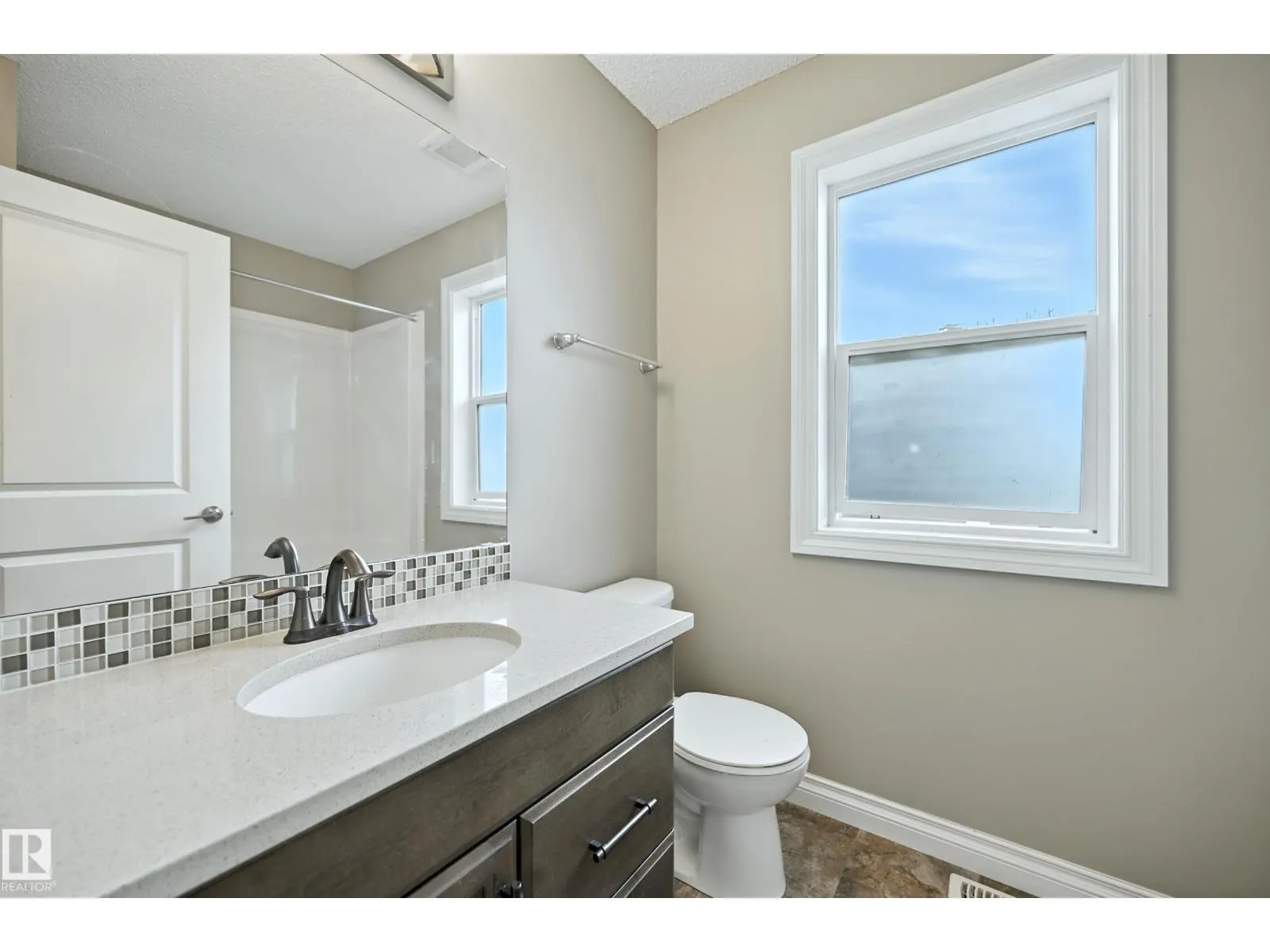 8163 Chapelle WY SW