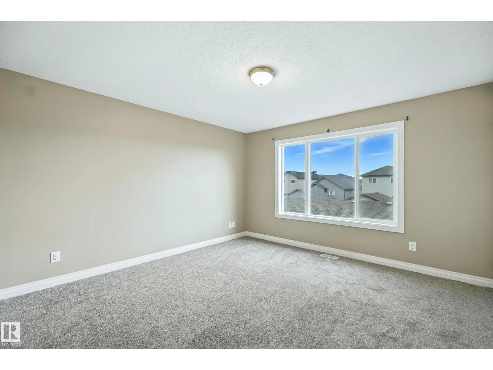 8163 Chapelle WY SW