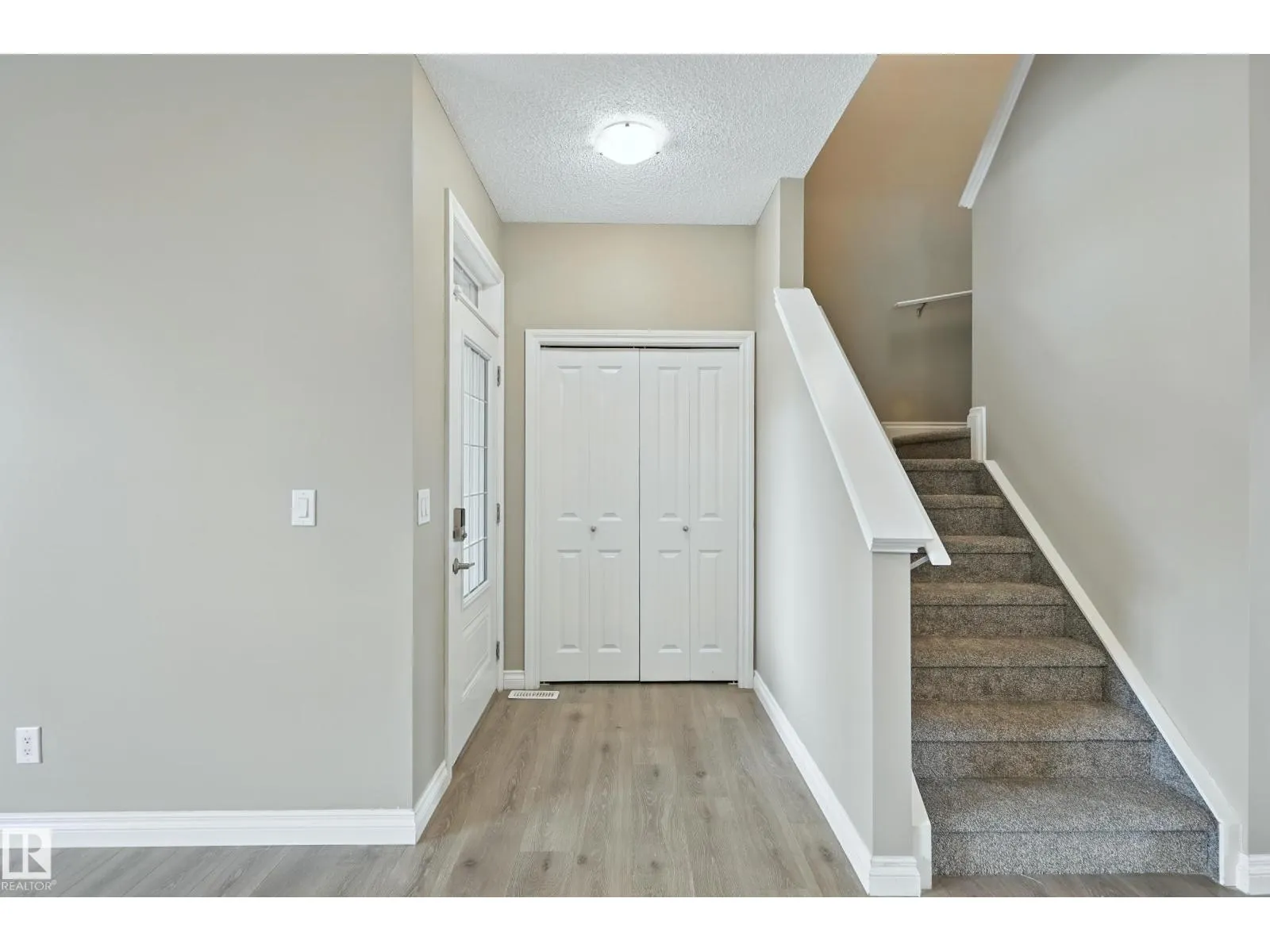 8163 Chapelle WY SW